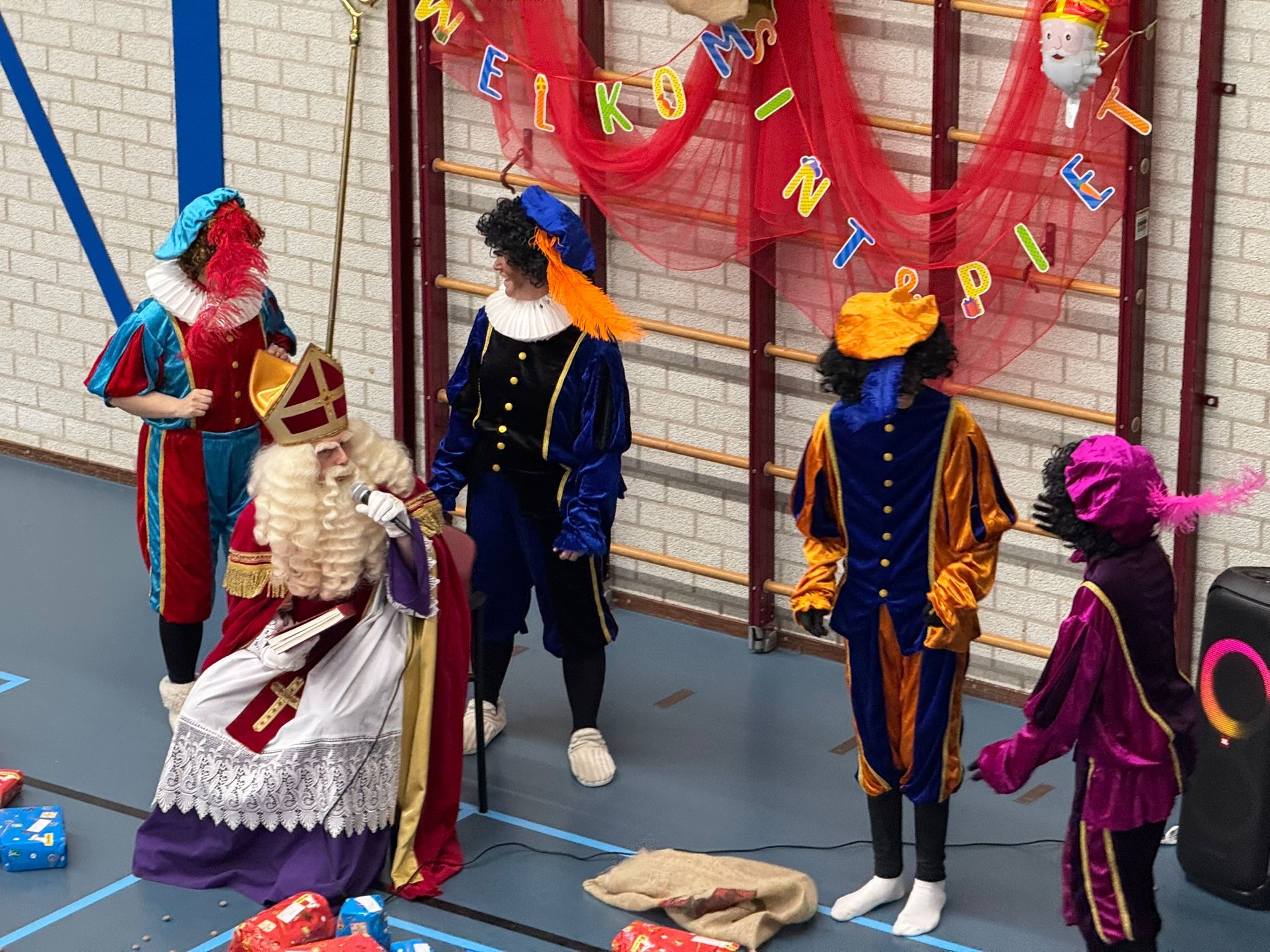 sinterklaas-feest-royal-van-der-leun-2025-personeelsvereniging-2-